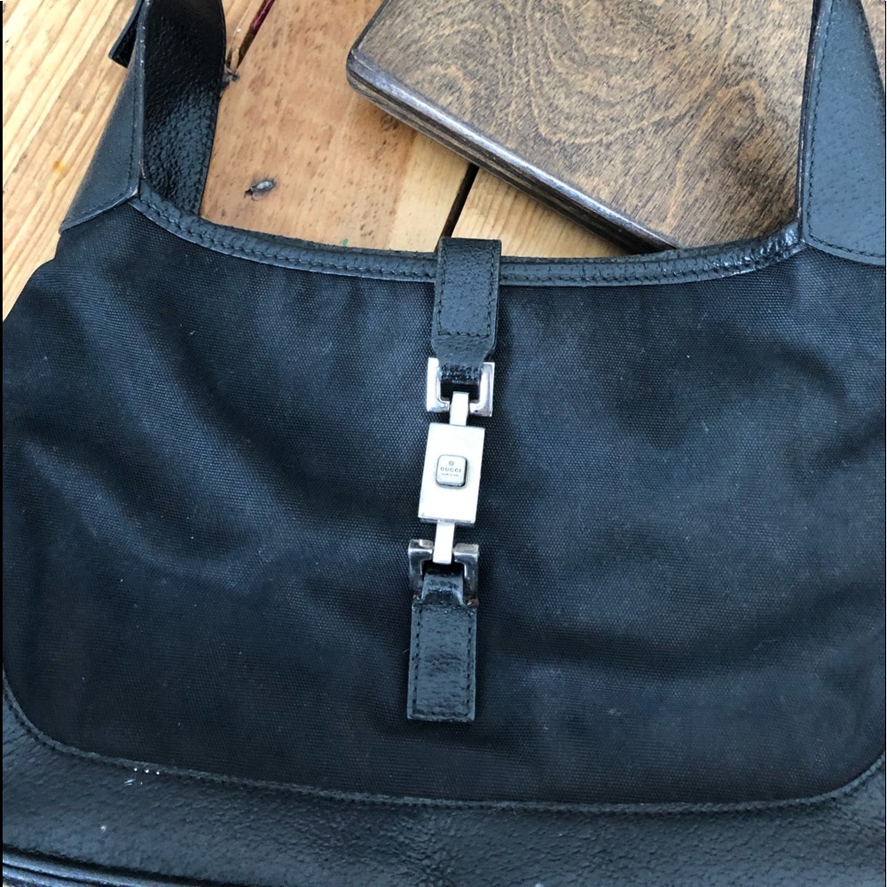AUTHENTIC vintage Gucci black buckle bag